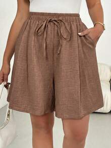 SHEIN Tall CURVE Quần short kaki dáng rộng thoải mái, dễ phối đồ dành cho nữ cỡ lớn, cạp chun, kiểu dáng tối giản, thích hợp cho hoạt động ngoài trời, dáng suông, phong cách mùa hè châu Âu, thời trang sân bay, phong cách Bohemian, nghỉ dưỡng, quần short ôm dáng, phong cách cổ điển sang trọng, quần short thoải mái, quần short rộng rãi, quần short Bermuda. - Màu Khaki - Xem 5