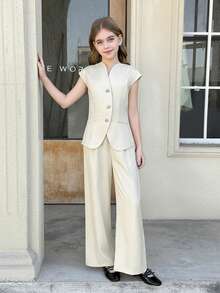 SHEIN Tween Girl Commuter Casual Elegant Solid Apricot Short Sleeve Blazer And Wide Leg Pants 2 Pieces Suit, Commuting Outfit, Crew Neck Top & Straight Leg Pants Set Linen Suit Pants And Shirt Set Tween Wide Leg Pants And Top For Tween Girl Pant Suit, Tween Girl - Apricot - View 3