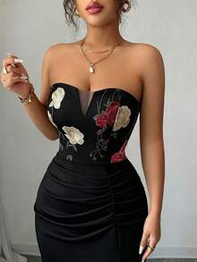 Selianne Vestido elegante sin tirantes con bordado de patchwork y volantes - Negro - Ver 3