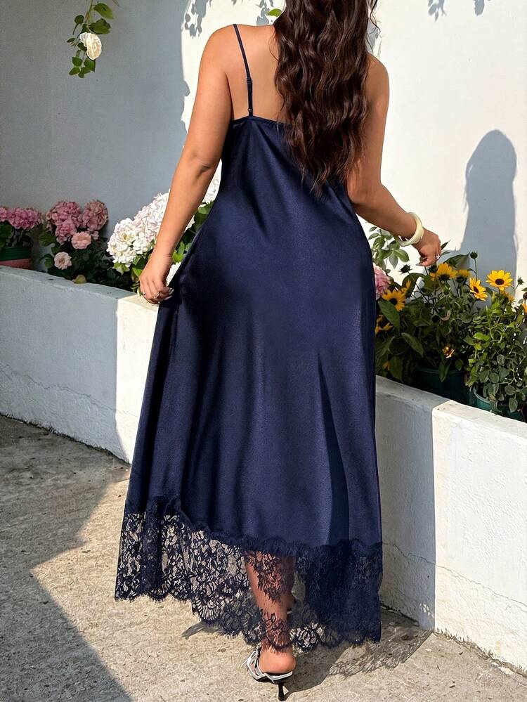 GalTyme Đầm ngủ satin phối ren dành cho nữ cỡ lớn - Màu xanh hải quân - Xem 2