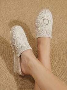 Styleloop Giày đế xuồng nữ bằng dây gai dầu và rơm màu be, kiểu dáng hở gót, thích hợp cho đi chơi, du lịch, hẹn hò hàng ngày, đi biển, du lịch biển, phong cách thường ngày. - Màu be - Xem 4