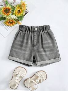 SHEIN Playful Pals 女童牛仔短裤，夏季新品，中度水洗灰，甜美休闲度假时尚街头风，百搭简约，全松紧腰带，卷边宽松牛仔短裤，柔软舒适棉质牛仔面料，无弹力，适合日常外出、聚会、上学通勤，2026春夏新款 - 淺灰色 - 查看 9