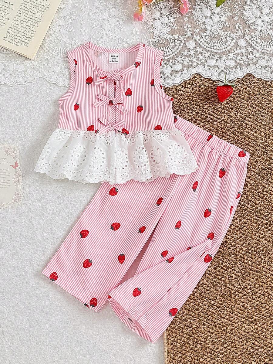 SHEIN 2件套女婴幼儿/新生儿0-3岁春夏休闲甜美清新可爱日常度假条纹粉色草莓印花梭织面料无袖背心上衣带蝴蝶结装饰+松紧腰阔腿裤两件套