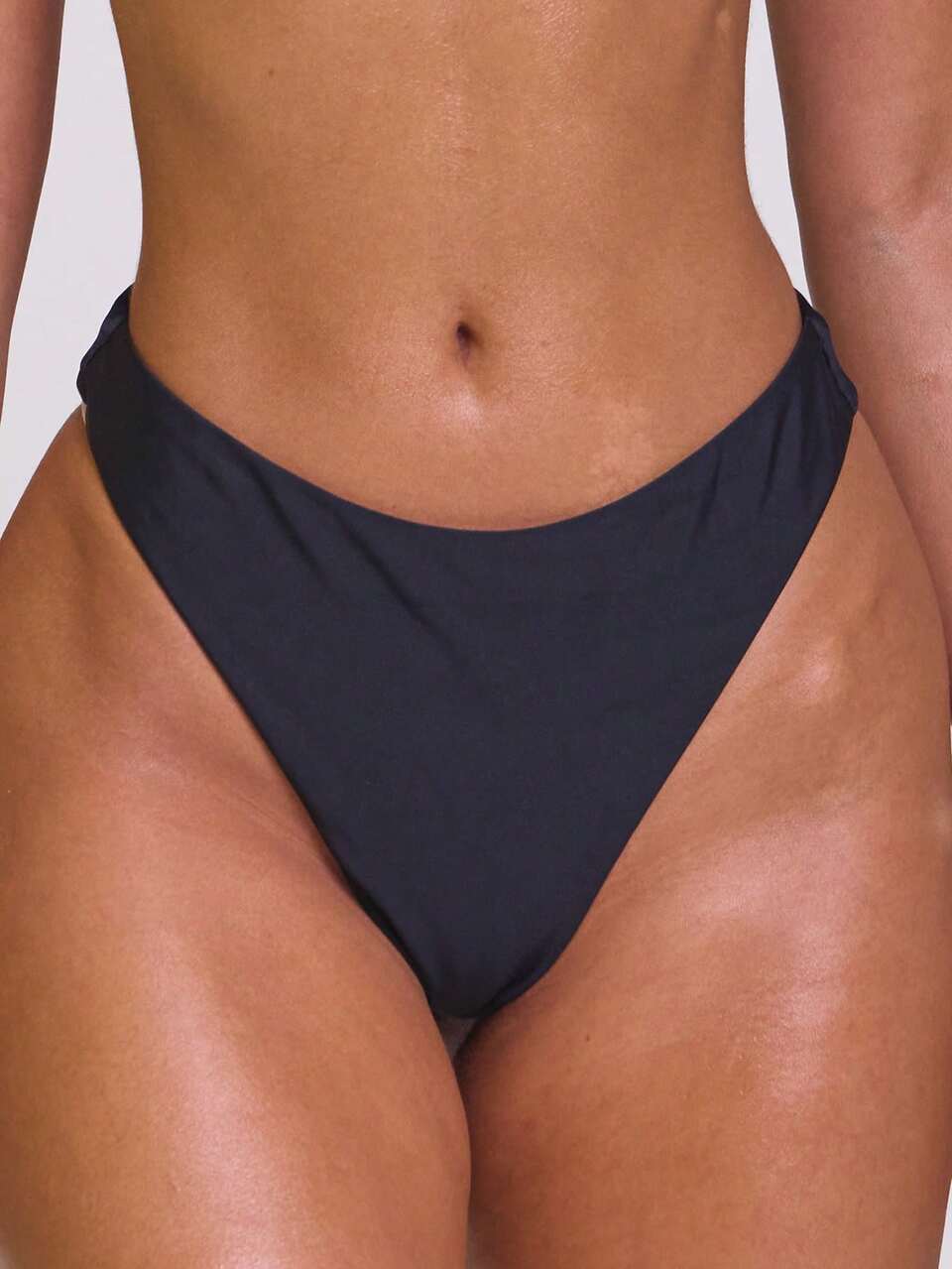 Braguita de bikini de nailon blanco, talle alto y elástica