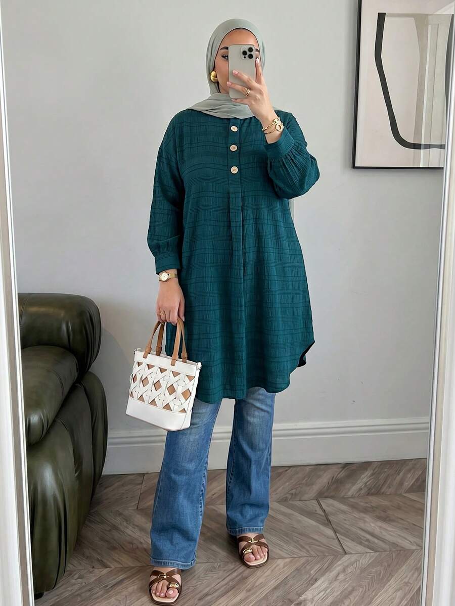 Solavon Plus Size Striped Texture Loose Long Shirt - Green - View 1