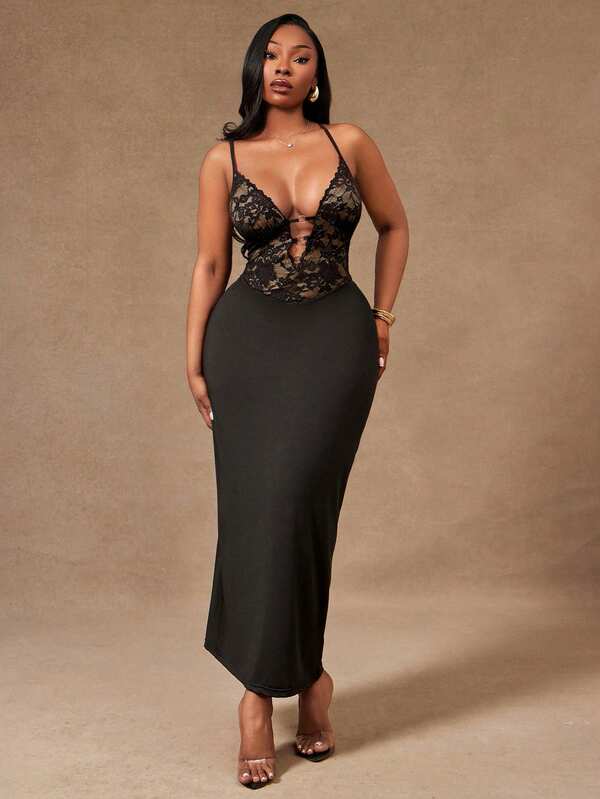 Radiana Robe maxi ajustée à bretelles spaghetti, décolleté en V profond, patchwork en dentelle, style mode décontracté/d'été pour femmes grandes tailles. Convient pour banquet, fête, dîner, bal de promo, urbain, bureau sexy, croisière, vintage, festival, concert, carnaval, sortie, vacances, soirée, anniversaire, enterrement de vie de jeune fille, cocktail, événement formel, modeste, chic, boîte de nuit, mignonne, décontractée, sortie, coquette, mettant en valeur la silhouette.