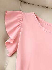 SHEIN LUNE 女款兩件套，隱藏造型技巧，黑色荷葉袖上衣凸顯肩頸 + 高腰迷你裙修飾身形，搭配棕色皮革腰帶優化比例，適合通勤/約會/街頭，甜美酷帥且俐落。春季女裝，通勤穿搭，約會洋裝，成熟風格套裝，日常休閒百搭 - 粉色 - 查看 4