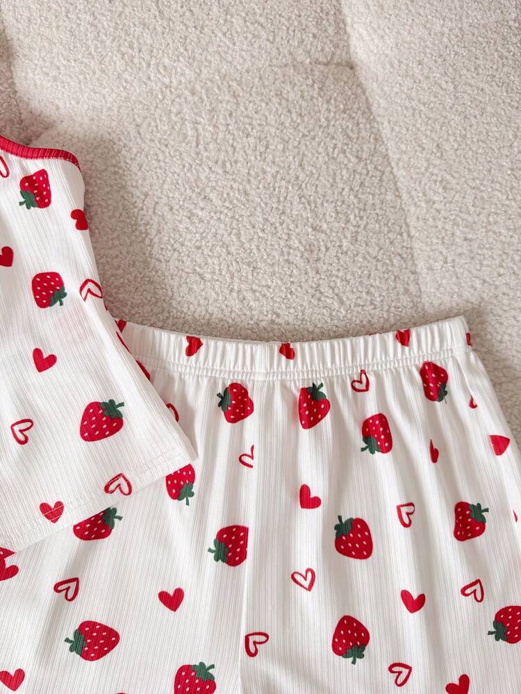 SHEIN Bộ đồ mặc nhà thoải mái, năng động dành cho bé gái tuổi teen, họa tiết dâu tây và trái tim, gồm áo hai dây ôm sát và quần short, thích hợp cho mùa hè. - Đỏ và trắng - Xem 5