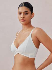 Veilyse Solid Color Patchwork Front-Open Wireless Bra For Women - White - View 1