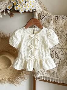 SHEIN Vintaside Kids 女婴衬衫，采用独特的印花面料，乡村度假风格，可爱时尚，适合春夏穿着，饰有蝴蝶结。 - 杏色 - 查看 3