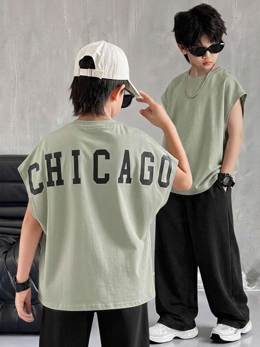 SHEIN 兒童青少年男孩休閒學院風舒適大字母印花寬鬆圓領套頭背心短袖T恤,適合春、夏、秋季,適用於學校、外出、情人節、約會、旅行、度假、家庭聚會、開學、婚禮季、晚餐派對、運動、生日派對 - 綠色 - 查看 1