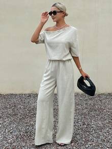 DAZY Bộ đồ 2 món thanh lịch dành cho nữ: áo tay ngắn cổ lệch vai phối ren và quần dài. - Màu Khaki - Xem 4