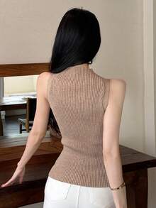 DAZY Áo tank top dệt kim ôm sát nữ cổ giả cao, không tay, thắt nút xoắn, đục lỗ, có khóa kim loại, cho mùa xuân và mùa hè - Màu Khaki - Xem 2