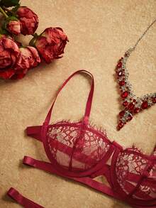 PinupPomp Conjunto de Lingerie Sexy com Sutiã Com Arame e Calcinha de Renda Floral - Vinho - Visão 4