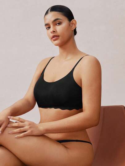 Veilyse 1pc Women's Seamless Wireless Comfortable Skin-Friendly Sexy Wavy Edge Removable Padded Adjustable Strap Bra