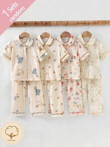 Bộ đồ ngủ cotton 4 món cho bé gái, thiết kế cổ áo cổ điển, viền tương phản và các họa tiết ngộ nghĩnh như hoa, gấu, nơ, dâu tây, thỏ, hộp quà bất ngờ với nhiều họa tiết khác nhau. - Nhiều màu - Xem 1