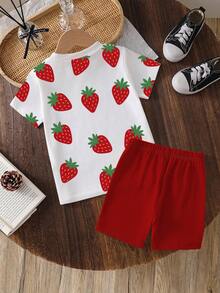 Fashion Strawberry Print, Girls 2-Piece Set, Girls Casual Short Sleeve T-Shirt And Shorts, Comfortable And Stylish. Suitable For All Seasons, Home, Vacation, Holiday, Spring Vibes, Tops, Shorts, Tendencias Ss26, New Ss26 Fashion, Sets, Summer Tops, Summer Outfits Easy Comfort, Stylish Girl Set, CasualWear, Spring&Summer Set, New Style, Chill Chill - Multicolor - View 2