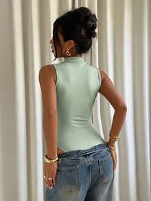 Siren Gaze Women's Fashion Plunging Neck Lace Patchwork Ruffle Bodysuit - Mint Green - View 2