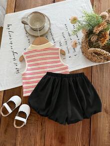 SHEIN LMoss Kids 女婴可爱夏季条纹 Polo 领背心和松紧腰荷叶边短裤套装 - 粉色 - 查看 2