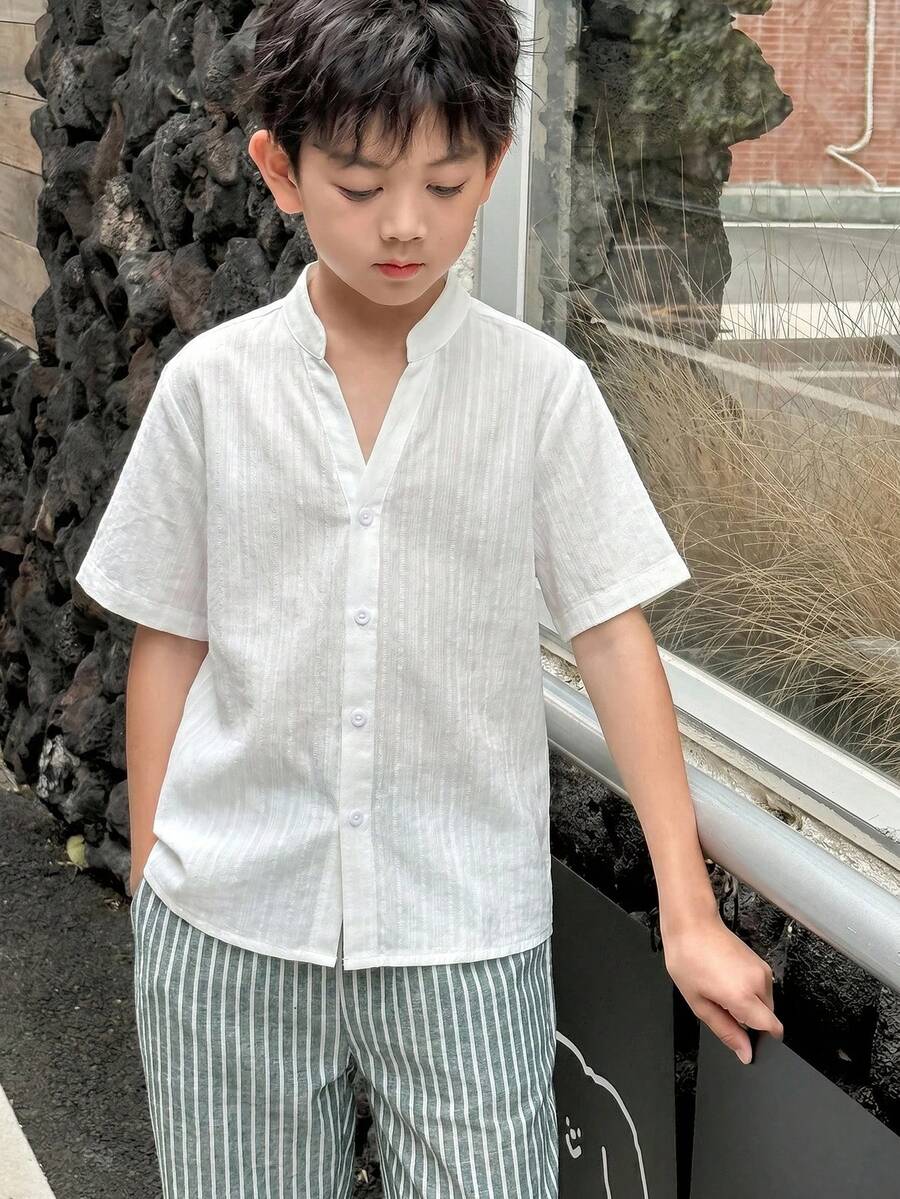 SHEIN Set de 2 piezas de camisa de manga corta de unicolor con cuello mao y pantalones casuales y sueltos para niño preadolescente
