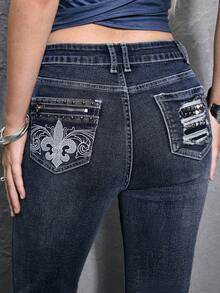 ROMWE Y2K Sexy Punk Style Vintage Low Waist Super Short Zipper Rivet Pocket Embroidery Women Denim Jeans, Spring/Summer Swimming Pastal - Medium Wash - View 3
