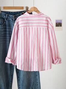 SHEIN 青少年女孩（13-19岁）休闲简约米白细条纹长袖纽扣衬衫，春秋季轻薄透气面料，饰有Polo刺绣，适合日常上学和休闲外出穿着。 - 彩色 - 查看 2