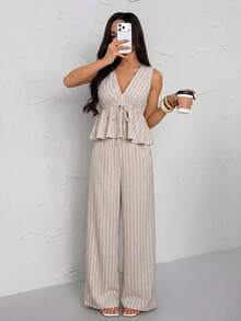 SHEIN PETITE 女款藍白條紋繫腰無袖襯衫與長褲兩件套，夏季休閒度假波希米亞風復古腰帶套裝 - 卡其色 - 查看 4