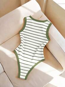 GlowEve 女士春夏连体衣，女士圆领吊带连体衣，针织修身连体衣，条纹连体衣，休闲日常穿着，女士夏季连体衣，度假沙滩连体衣，可单穿或搭配下装 - 白色 - 查看 2
