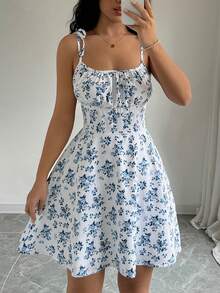 SHEIN Raffinéa Ladies' Spaghetti Strap Tie-Back Floral Print Pleated Cami Dress Mini Short Women Outfit - Blue and White - View 4