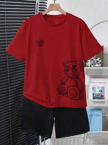 SHEIN 2件/套 青少年男童休閒可愛卡通熊印花短袖T恤與黑色短褲套裝，舒適百搭，適合日常穿著、上學、外出、戶外運動、音樂節、假期、海邊度假、夏季 - 紅色 - 查看 5