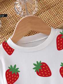 Fashion Strawberry Print, Girls 2-Piece Set, Girls Casual Short Sleeve T-Shirt And Shorts, Comfortable And Stylish. Suitable For All Seasons, Home, Vacation, Holiday, Spring Vibes, Tops, Shorts, Tendencias Ss26, New Ss26 Fashion, Sets, Summer Tops, Summer Outfits Easy Comfort, Stylish Girl Set, CasualWear, Spring&Summer Set, New Style, Chill Chill - Multicolor - View 5