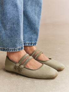 Rosivie Sepatu Loafer Datar Kasual Wanita dengan Desain Gesper, Serbaguna untuk Pemakaian Sehari-hari - Aprikot. - View 3