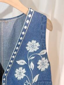 Comfortcana Blusa de mezclilla con estampado geométrico y floral para mujer de talla grande - Lavado ligero - Ver 6