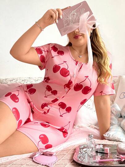 Slumberry CURVE Bộ đồ ngủ liền thân cỡ lớn với họa tiết nơ tương phản dễ thương, chất liệu dệt kim ôm sát.