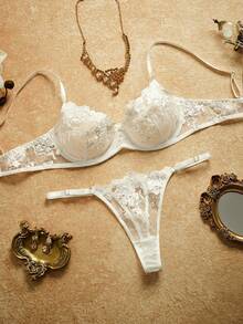 PinupPomp 2pcs/Set Women's Mesh Embroidered Lingerie Set - White - View 3