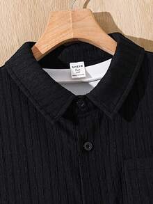SHEIN Conjunto de 2 peças Camisa de Manga Curta Texturizada Versátil e Shorts para Meninos Adolescentes, Conjunto de 2 Peças Meninos Preto Shorts Adequado para Primavera/Verão, Uso Diário, Esportes, Passeios, Escola, Festas, Festivais, Sessões de Fotos - Preto - Visão 7