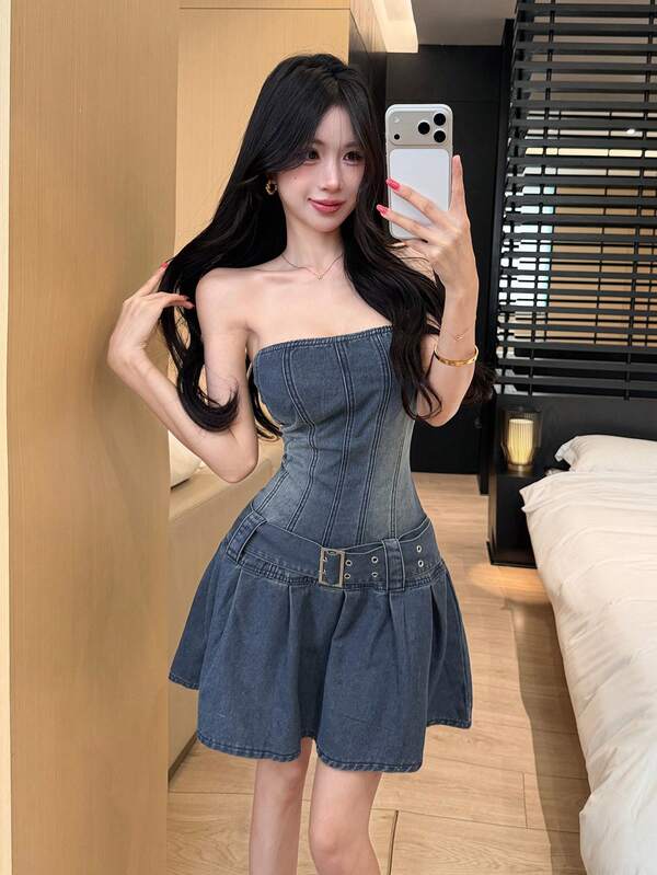 DAZY Women's Distressed Denim Mini Dress, Fitted Sleeveless Casual Dress For Spring & Summer