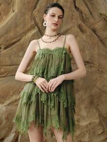Arave Women's Solid Color Lace Patchwork Multi-Layer Spaghetti Strap Mid-Length Dress - Green - View 4