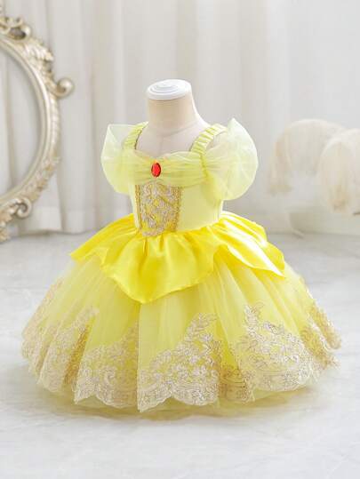 SHEIN Glamorique Kids Baby Girl Ruffled Princess Dress, Gold Floral Lace, Gemstone Decor, Luxury Party Dress For Birthday, Wedding, Holiday