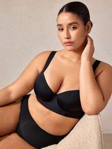 Veilyse Sujetador negro sin costuras de talla grande MIMILEMON, sujetador cómodo con tirantes anchos y minimalista que brinda soporte y elevación - Negro - Ver 4