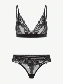 SHEIN Floral Lace Bra & Panty Lingerie Set - Black - View 3