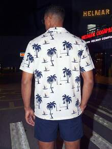 Manfinity KASUA Men's Simple And Fashionable Beach Outfit - Short Sleeve Shirt And Shorts, Suitable For Summer Man Swim Trunks, Hawaiian, Men 2 Piece Set Vacation, Men Beach Outfit Set, Men Resort Wear, Men S Palm Tree Shirt, Men Tropical Print Shirt - Blue and White - View 2