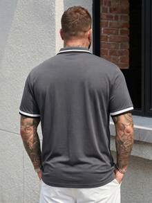 Manfinity Homme 男式加大码条纹短袖 Polo 衫、高尔夫领衬衫 - 灰色 - 查看 2