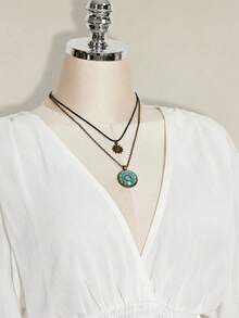 SHEIN ICON 大码V领荷叶边A字连衣裙，适合海滩度假、波西米亚风、嬉皮风、Y2K风格、夏季、情人节、优雅约会等场合。 - 白色 - 查看 6