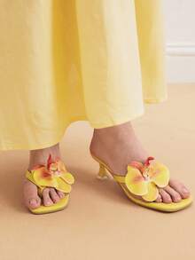 Eladyva Sandalias de chanclas con puntera cuadrada y estampado floral para mujer talla grande, Moda Verano Casual Playa, Nuevos Modelos 2025 - Amarillo - Ver 11