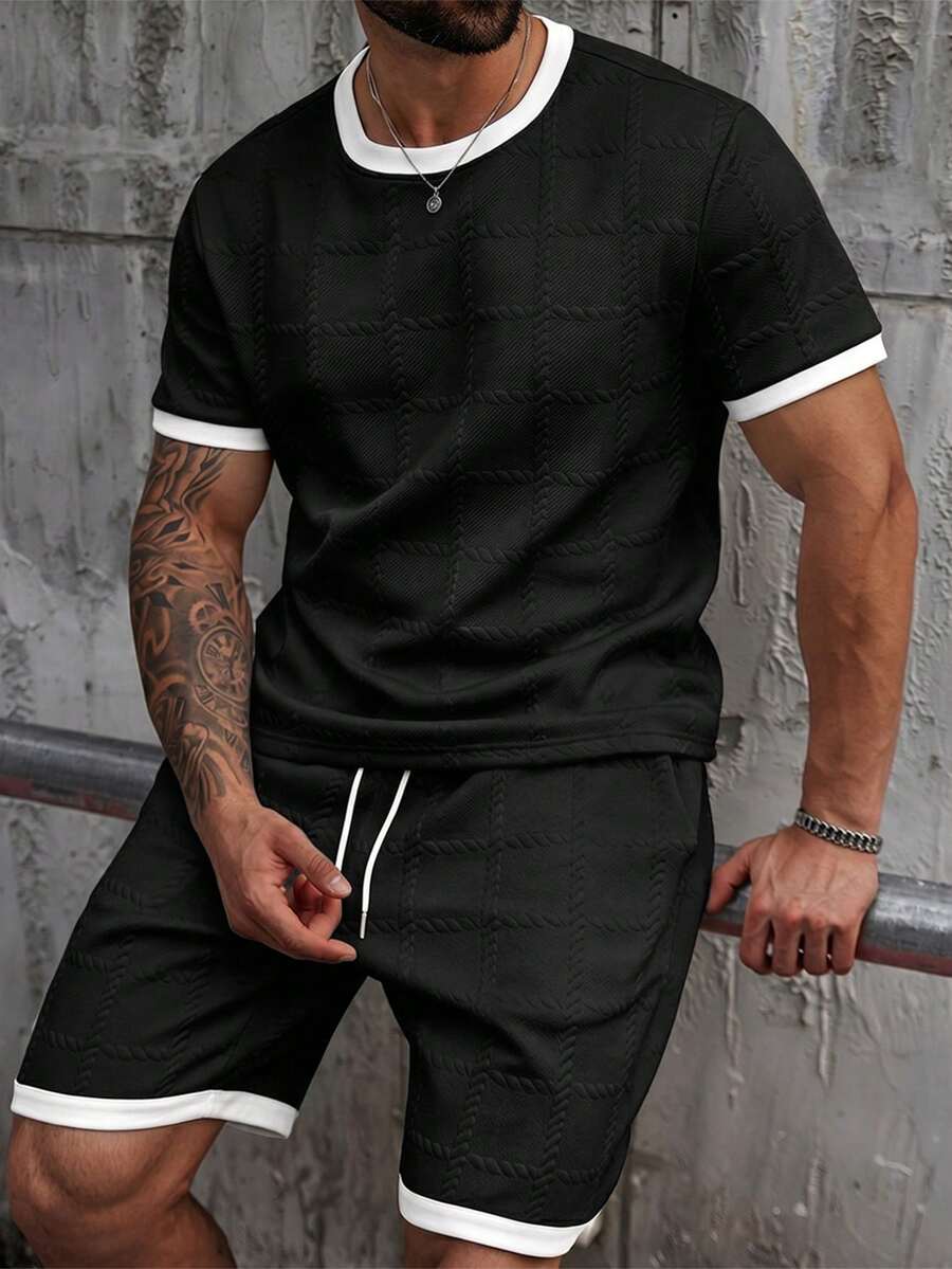 Manfinity Homme Plus Size White Textured Knit T-Shirt Set, The Pants Cuffs And Hem Are Accented In Black To Complement The Overall Design - Black - View 1
