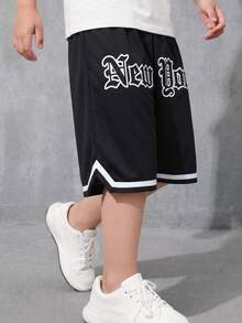 SHEIN 儿童/青少年男童休闲百搭舒适字母印花宽松针织短裤，适合通勤、上学、日常休闲、度假、运动，春夏秋冬四季皆宜，也适合返校季穿着。 - 黑色 - 查看 6