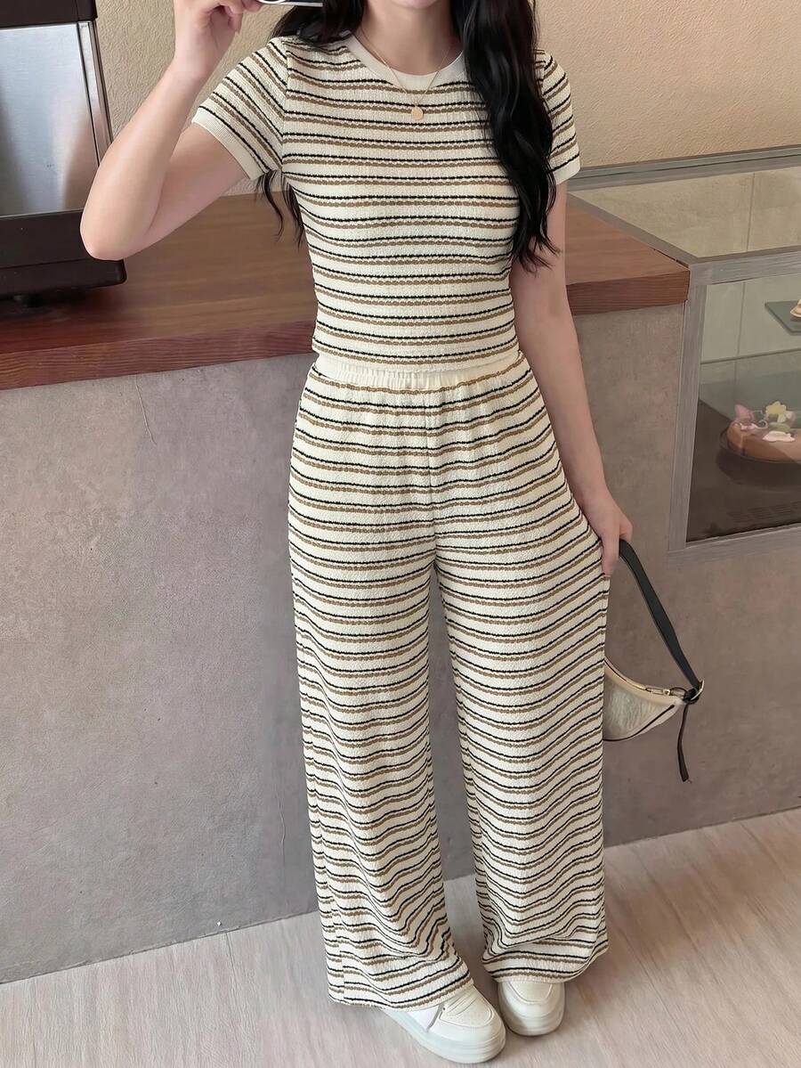 SHEIN 青少年女孩黑白條紋拼接圓領短袖T恤與長褲套裝 - 彩色 - 查看 1