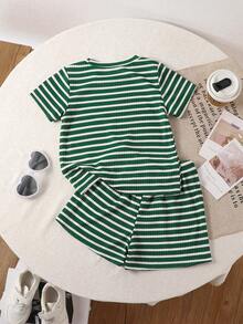 SHEIN Girls' Green Striped 2-Piece Set, Minimalist And Fresh Short Sleeve T-Shirt + Shorts Combo, Comfortable Casual Suitable For Daily Wear, Home, School - Green - View 2