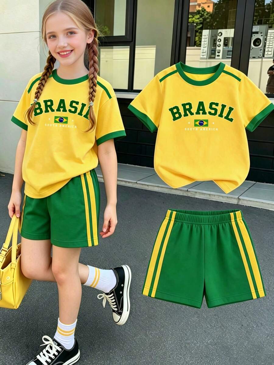 Bộ đồ thể thao thoải mái, tối giản, màu vàng nắng rực rỡ và xanh lá cây cổ điển in chữ Brazil dành cho bé gái, gồm áo thun ngắn tay và quần short, thích hợp cho mùa xuân hè, mặc hàng ngày, chơi thể thao, World Cup, đi nghỉ mát, hoạt động ngoài trời. Bộ đồ thể thao trẻ em thời trang in chữ cái, phong cách mới. - Nhiều màu - Xem 1